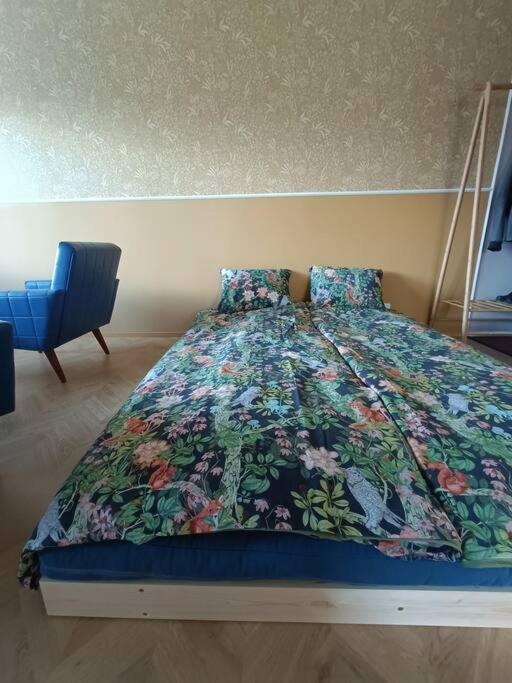 Hieno Kaksio Keskustassa Rauhallisella Alueella Loviisa Exteriör bild